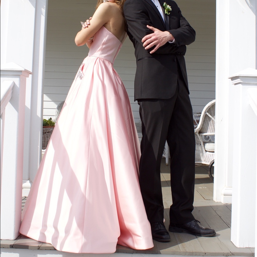 Sherri Hill Prom Dress - Picture 3 of 6